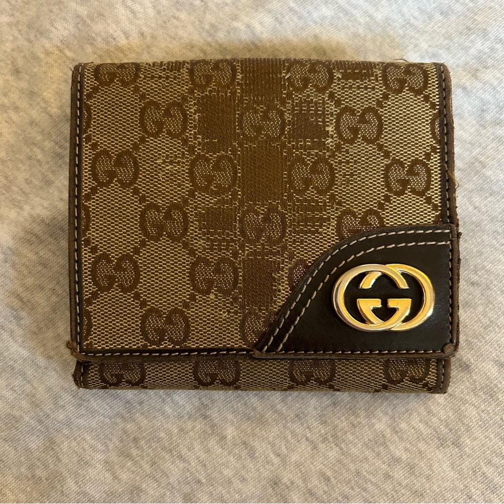 Authentic Gucci GG Brown Leather & Canvas New Britt Bi-Fold Wallet
